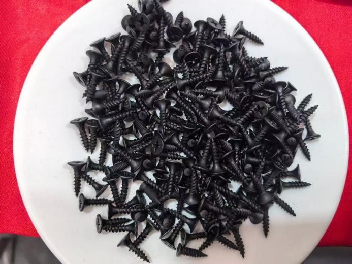 Self Taping Black Nails